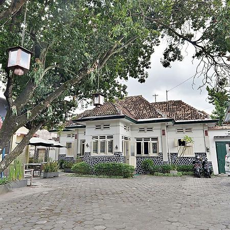 Zen Rooms Panembahan Kraton Jogjakarta Buitenkant foto