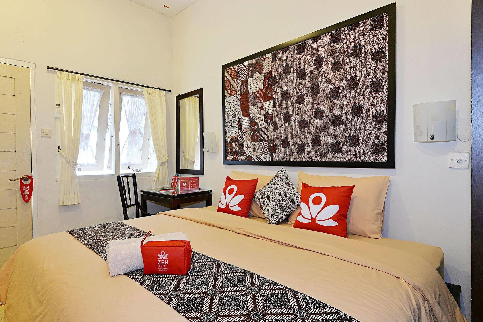 Zen Rooms Panembahan Kraton Jogjakarta Buitenkant foto