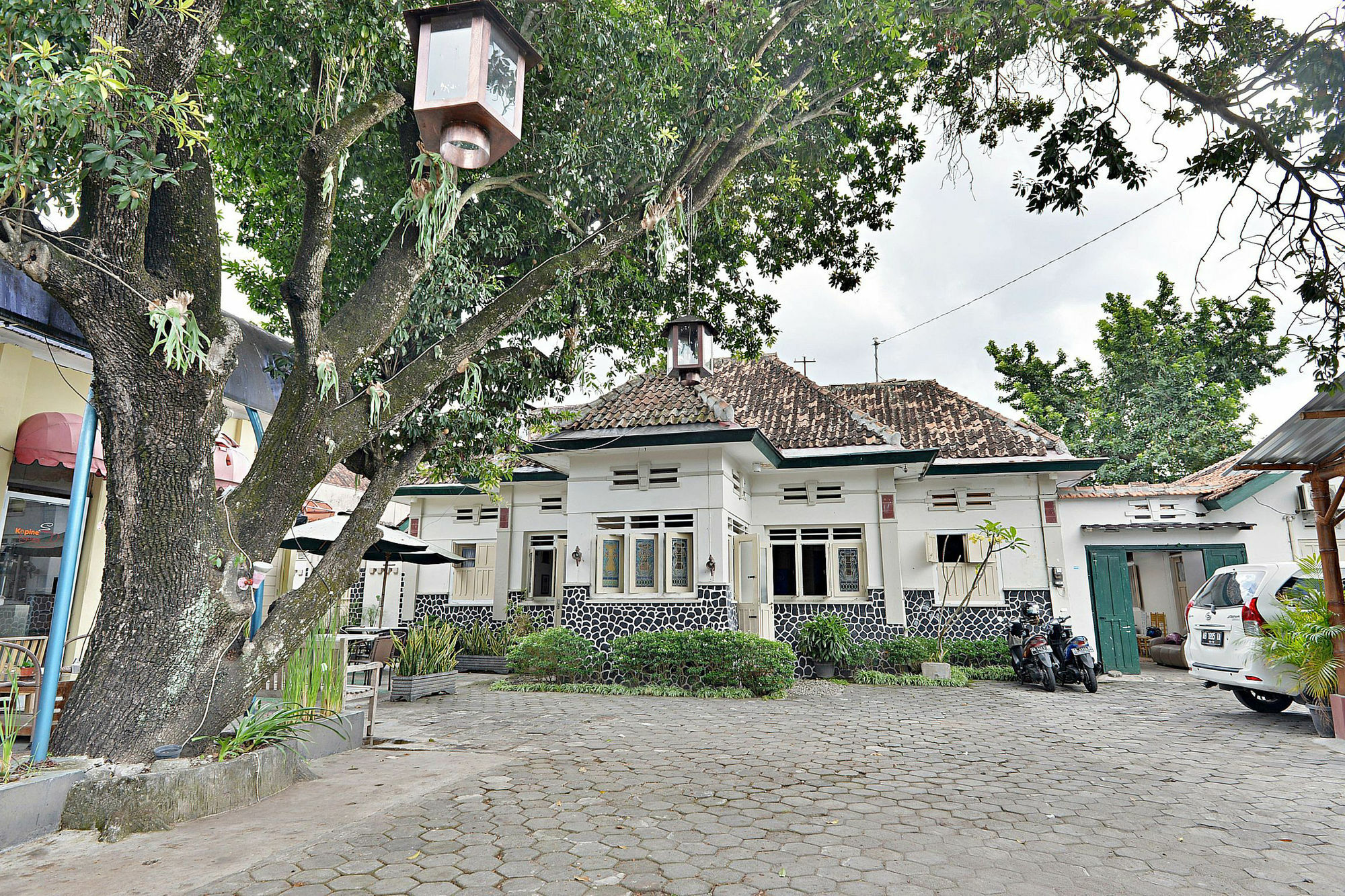 Zen Rooms Panembahan Kraton Jogjakarta Buitenkant foto
